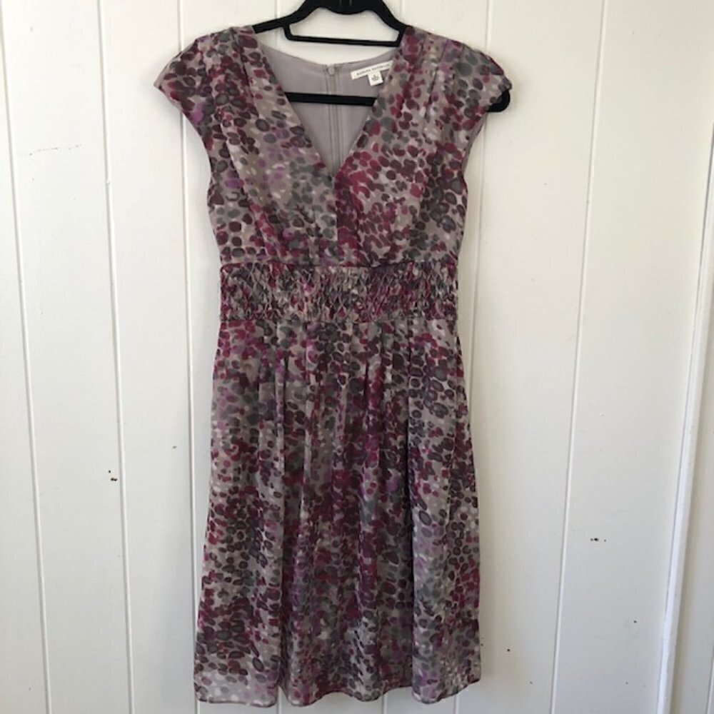 Banana Republic Womens Dress V-Neck Lined Floral with Back Zipper Size 0